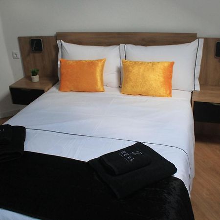 Real Guest House Costa de Caparica Exterior foto
