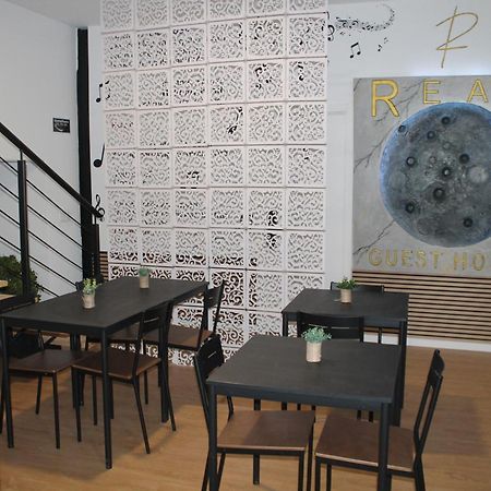 Real Guest House Costa de Caparica Exterior foto