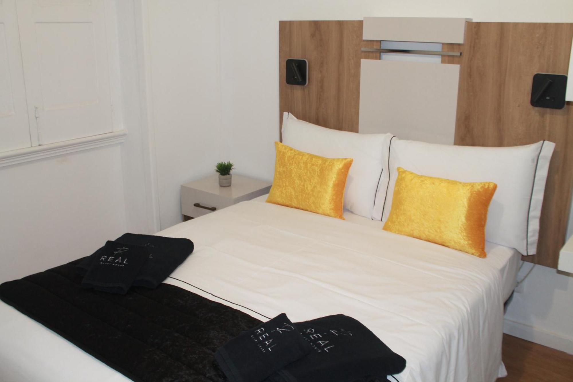 Real Guest House Costa de Caparica Exterior foto