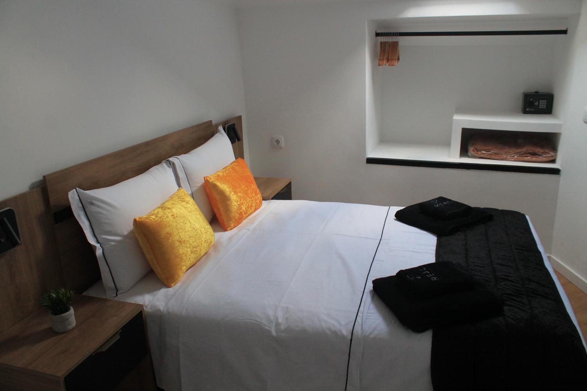 Real Guest House Costa de Caparica Exterior foto