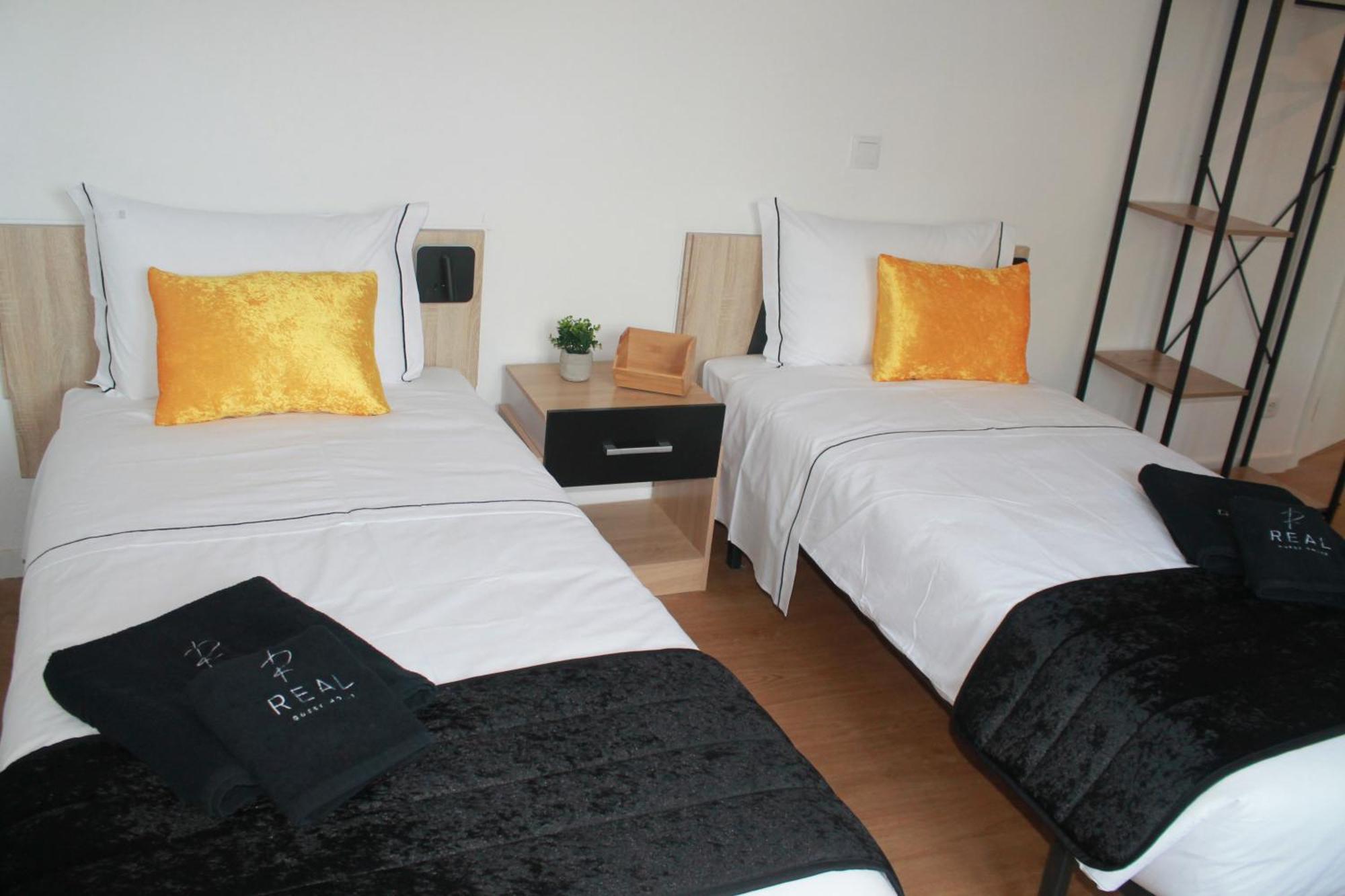 Real Guest House Costa de Caparica Exterior foto