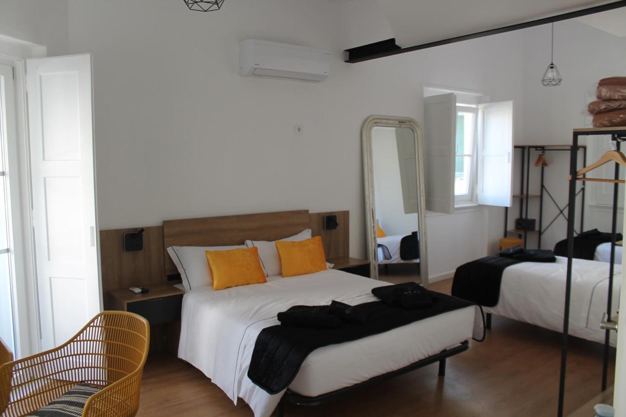Real Guest House Costa de Caparica Exterior foto
